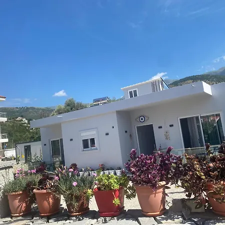 Klea Alloggio in famiglia Himare
